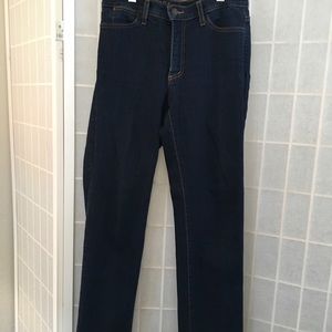 NYDJ straight leg #731 sz 6 drk wash unworn